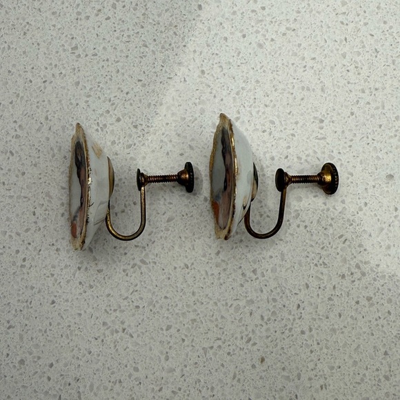 Vintage Limoges Porcelain Hand Painted Brooch and Screwback Earrings Set 1940s - Picture 9 of 14